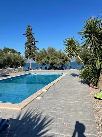 Kalimera Apartments